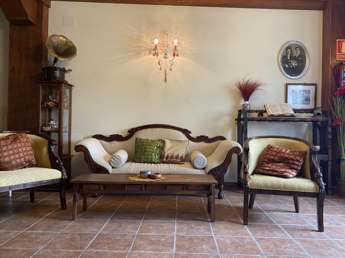 Posada De Sena Buitenkant foto