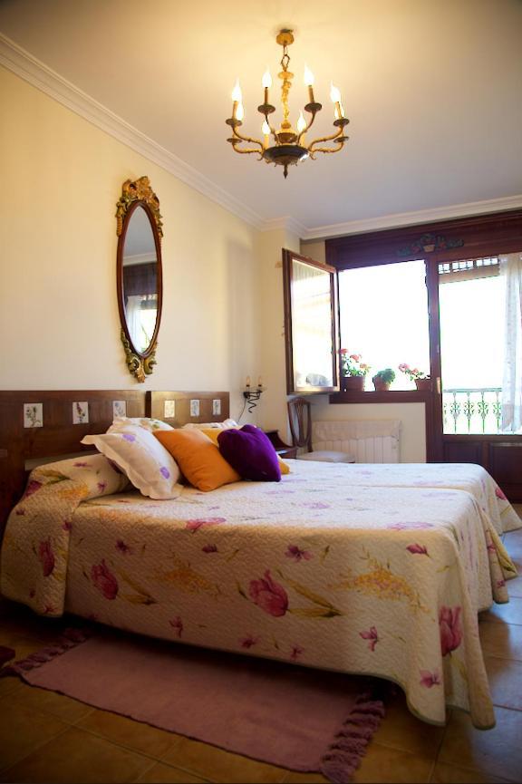 Posada De Sena Buitenkant foto