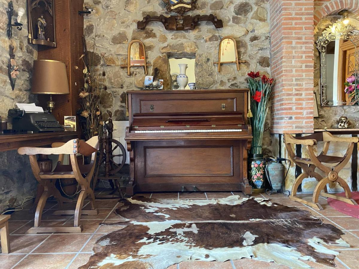 Posada De Sena Buitenkant foto